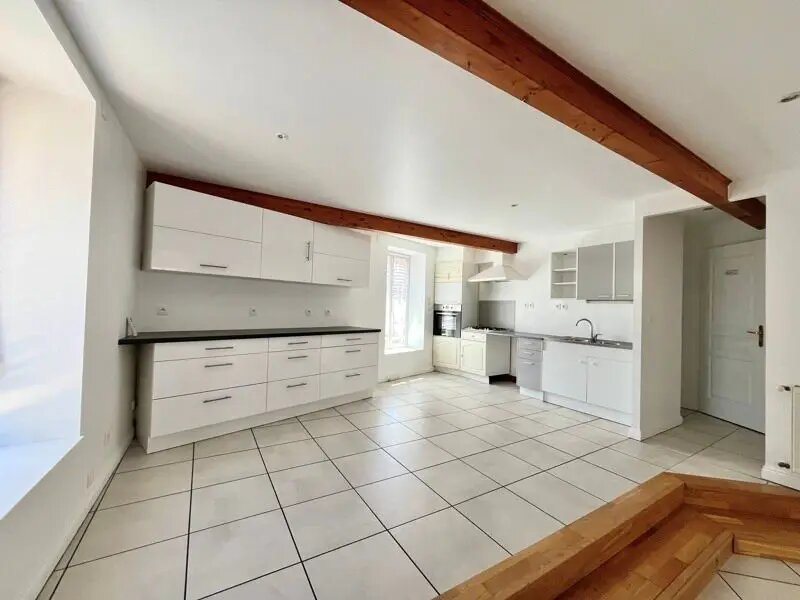 Appartement à louer, 96m², Sathonay-Camp
