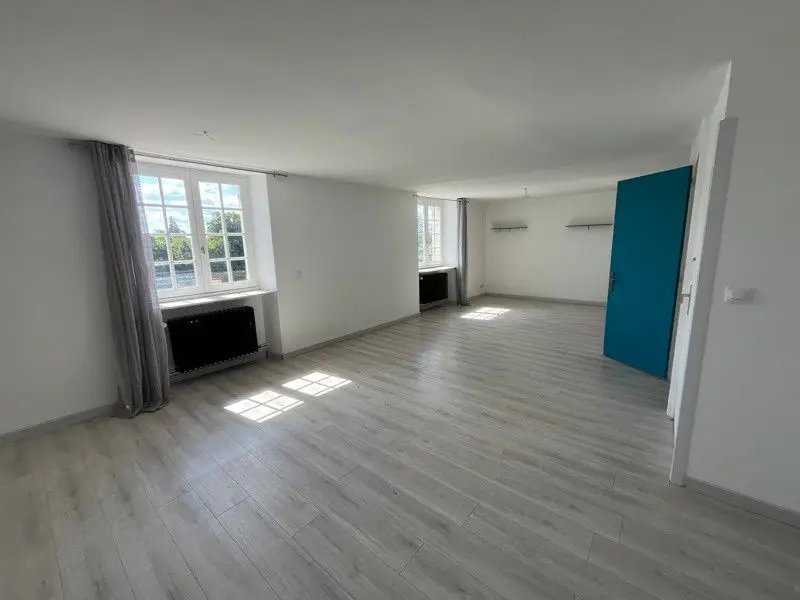 Maison à louer, 219m², Descartes