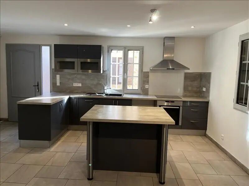 Maison à louer, 79m², Domme