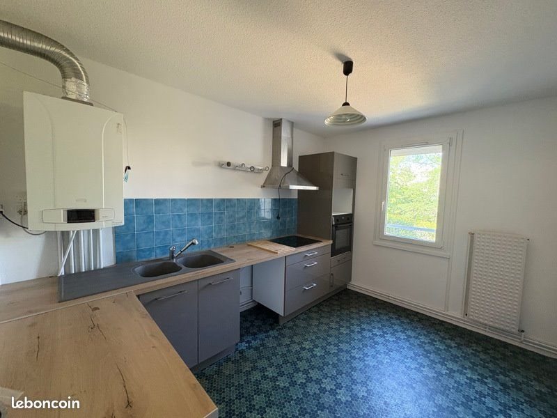 Appartement à louer, 68m², Talence
