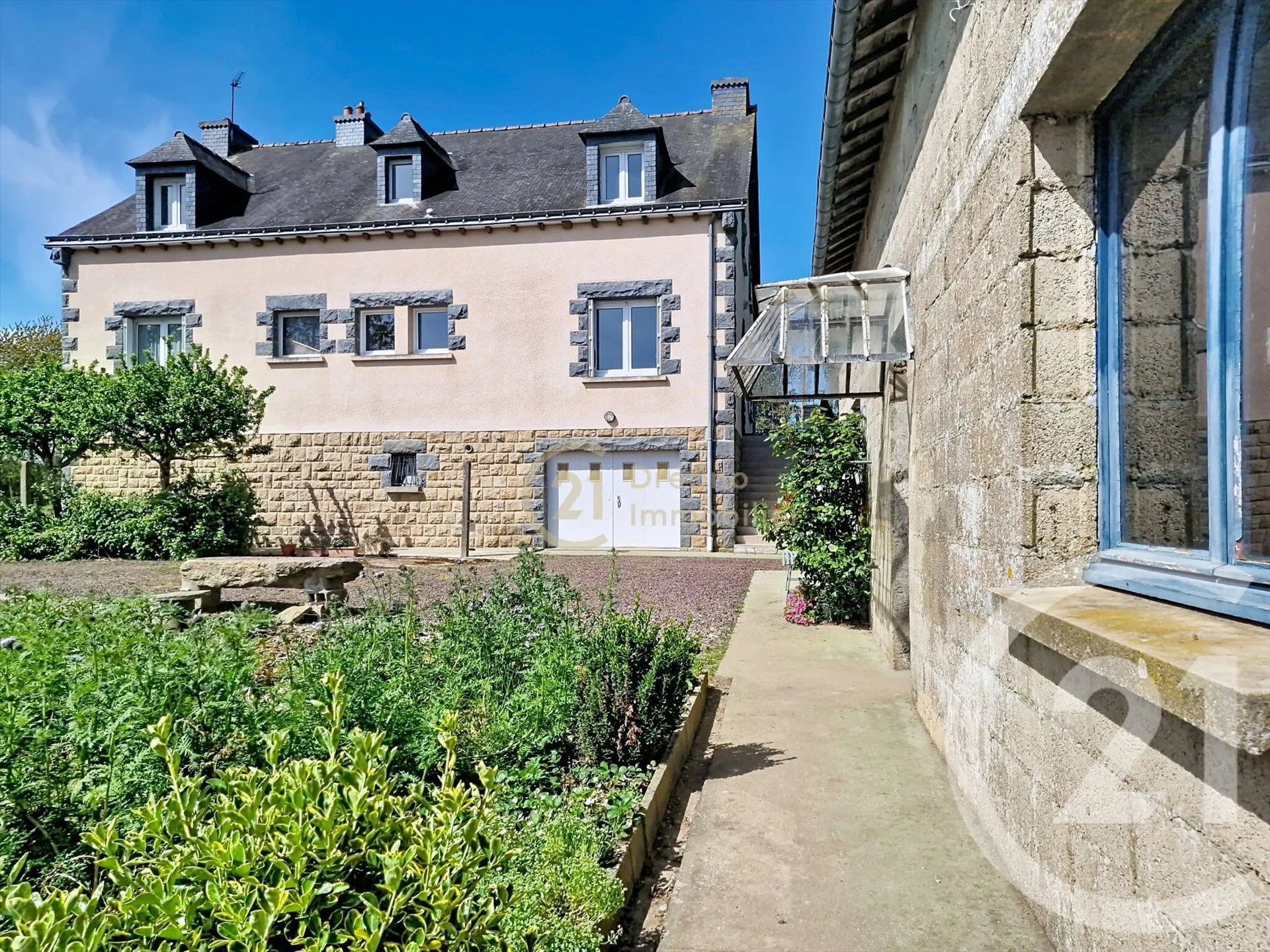Maison à vendre, 158m², Ménéac
