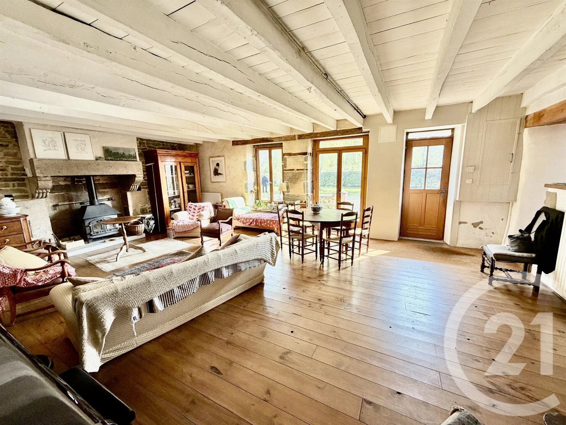 Maison à vendre, 383m², Noyal-sous-Bazouges