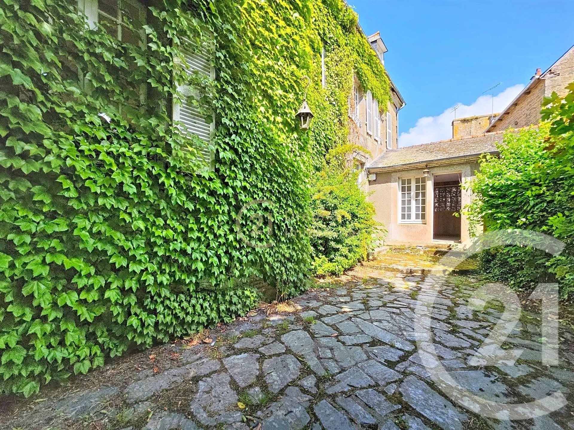 Maison à vendre, 374m², Merdrignac
