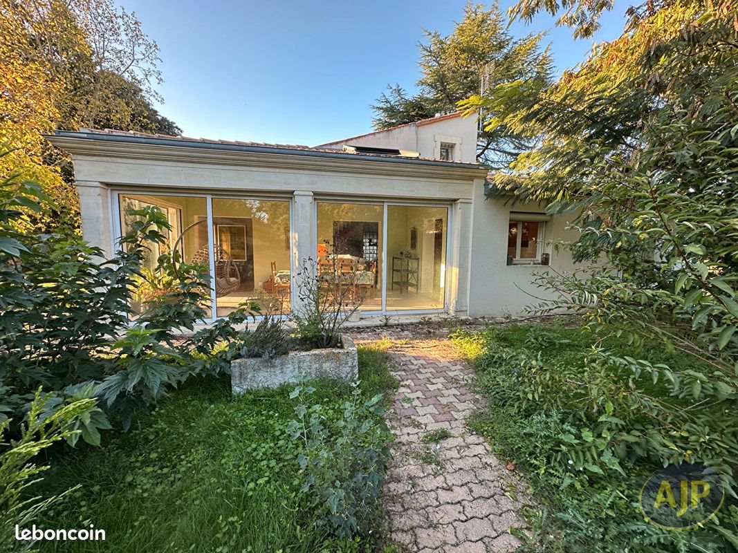 Maison à vendre, 171m², Saint-Léger
