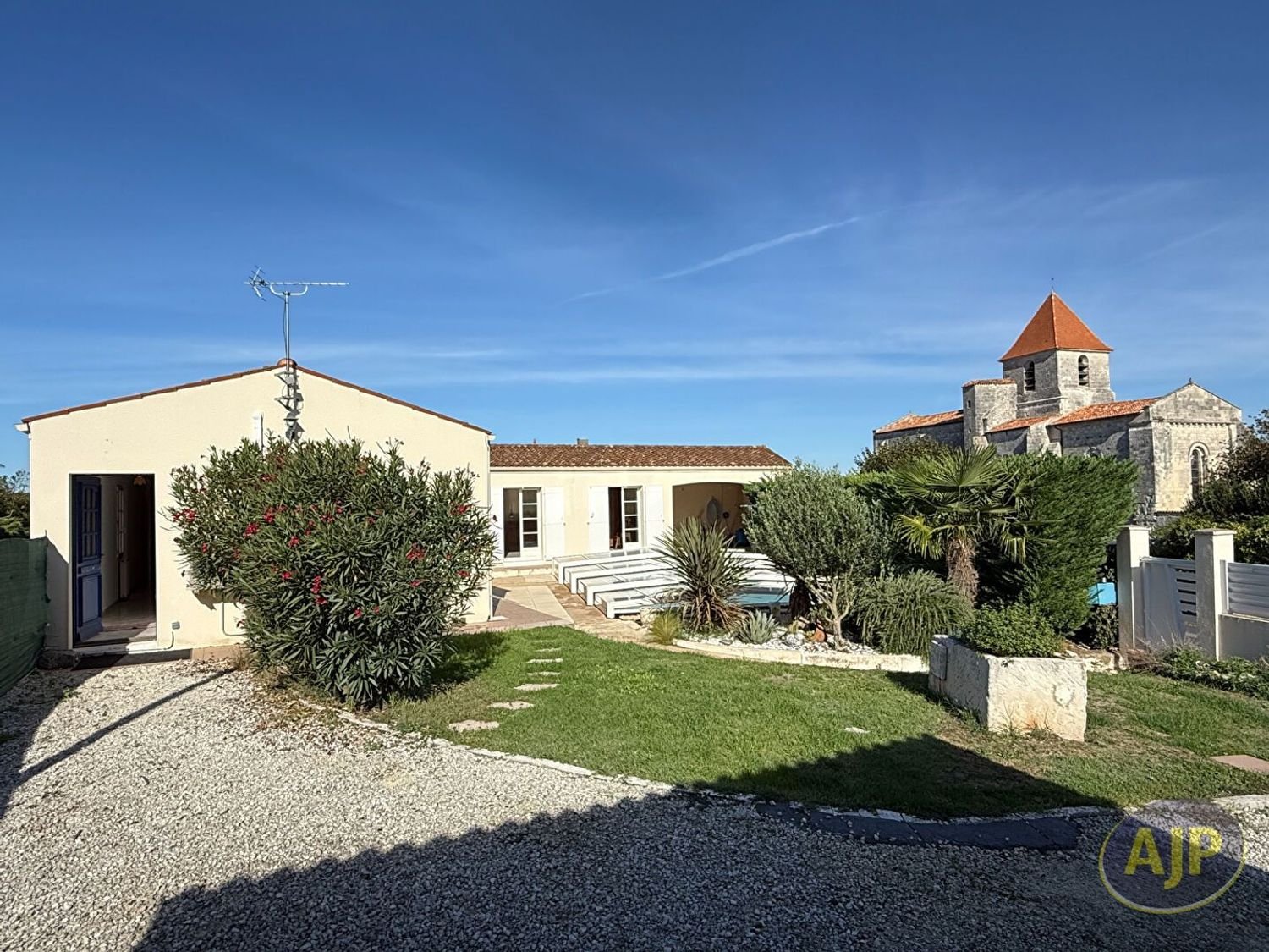 Maison à vendre, 112m², Saint-Georges-des-Coteaux