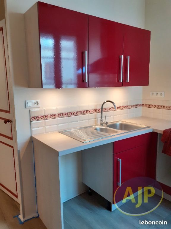 Appartement à louer, 106m², Saintes
