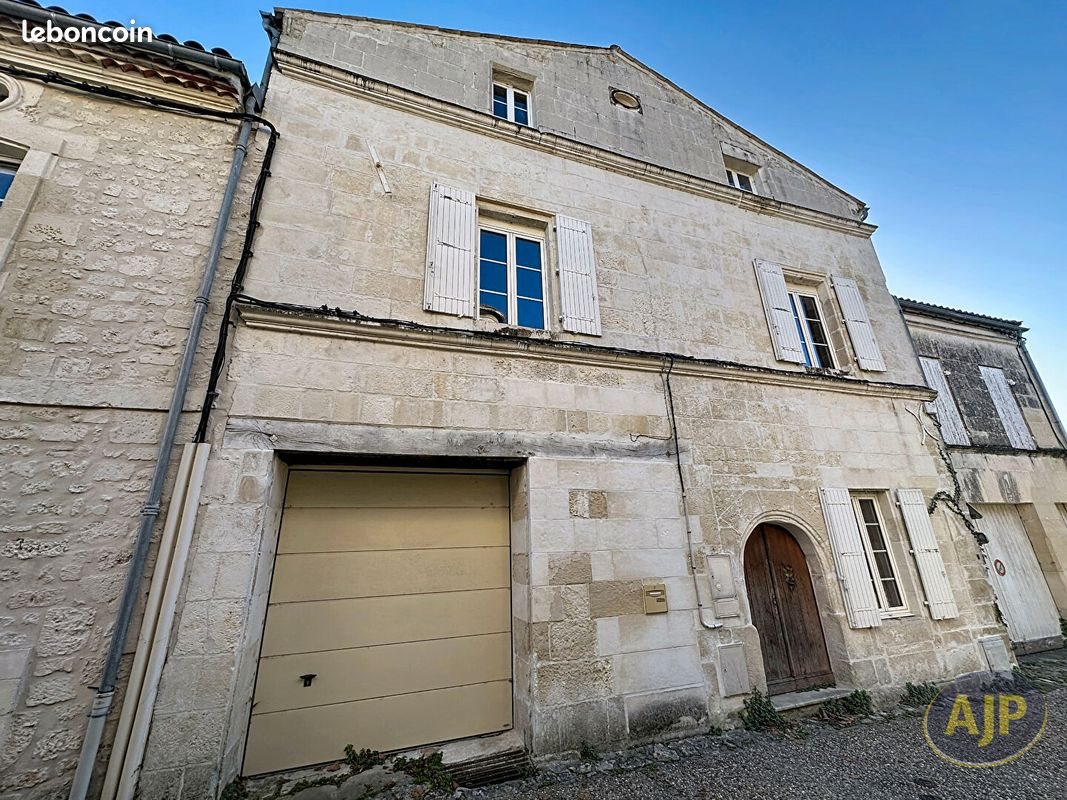Maison à vendre, 272m², Pons