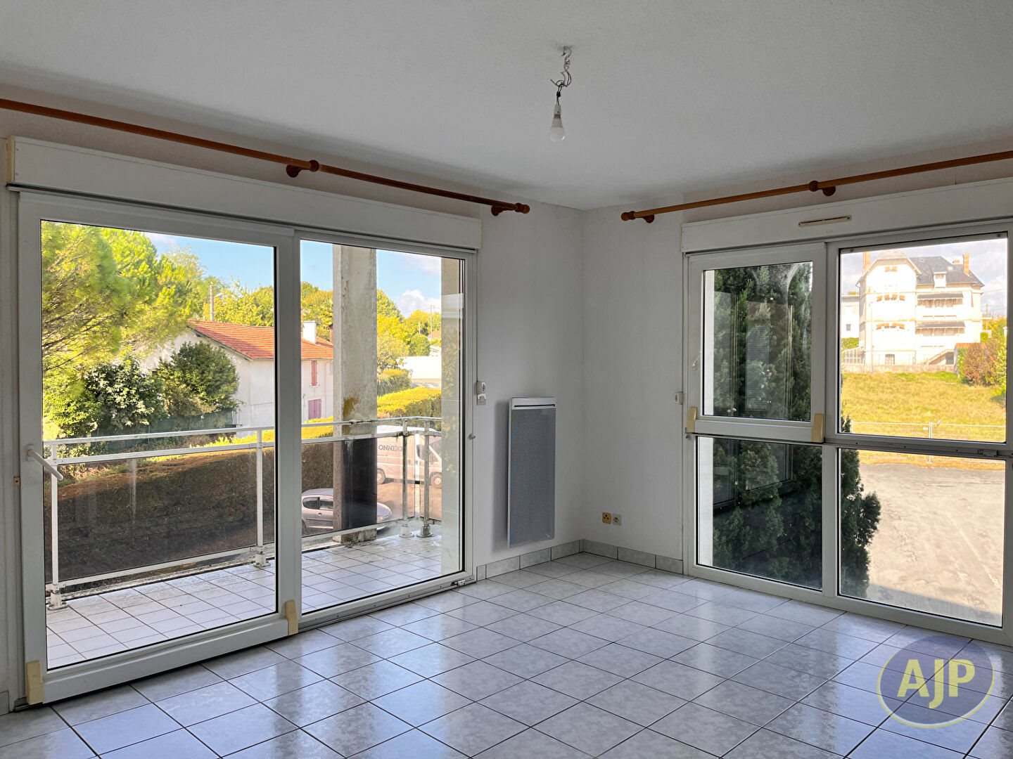 Appartement à louer, 47m², Saintes
