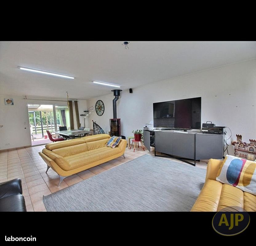 Maison à vendre, 182m², Saintes