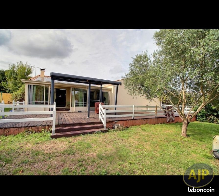 Maison à vendre, 182m², Saintes