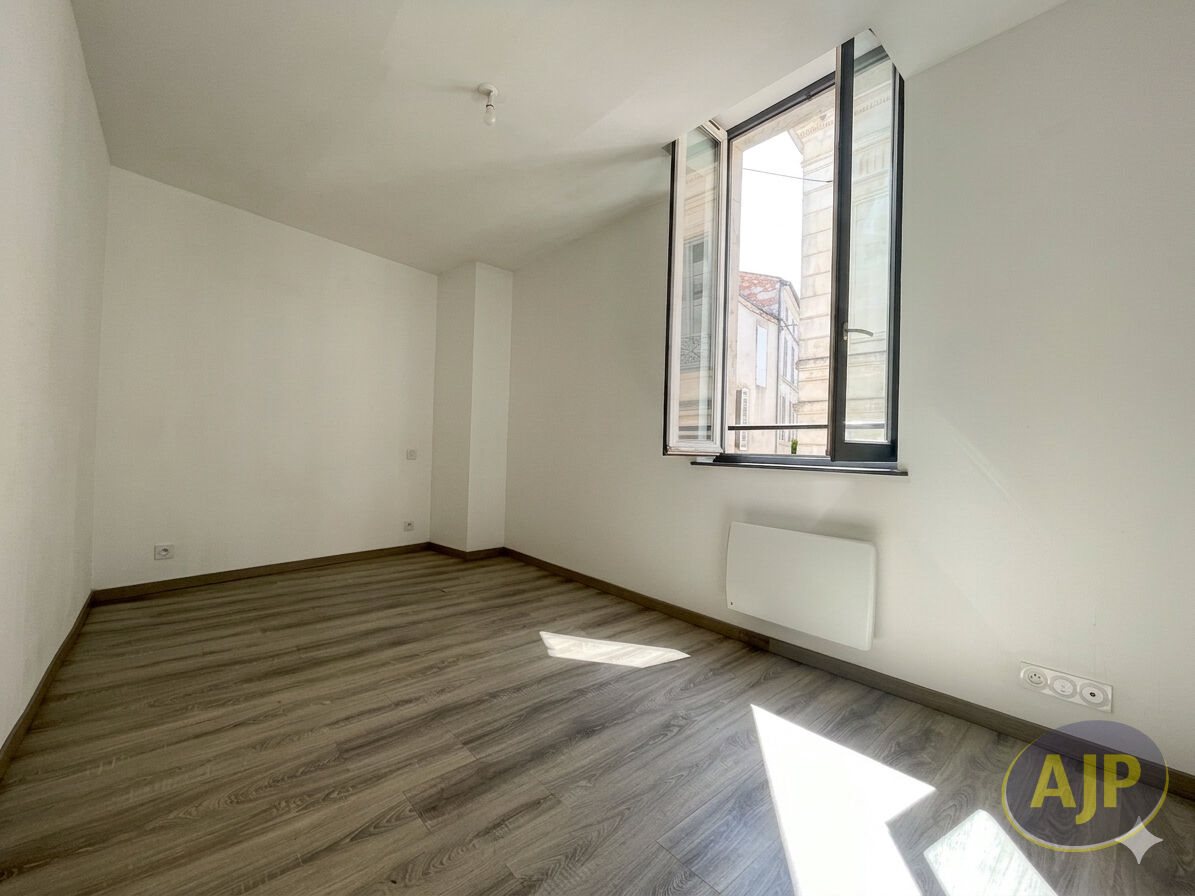 Appartement à vendre, 64m², Saintes