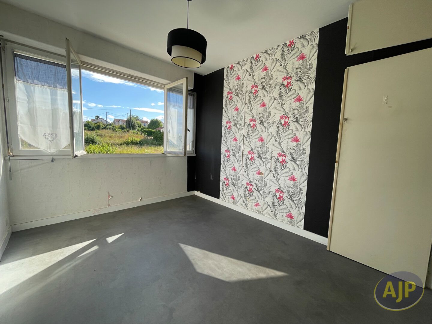 Appartement à vendre, 74m², Saintes