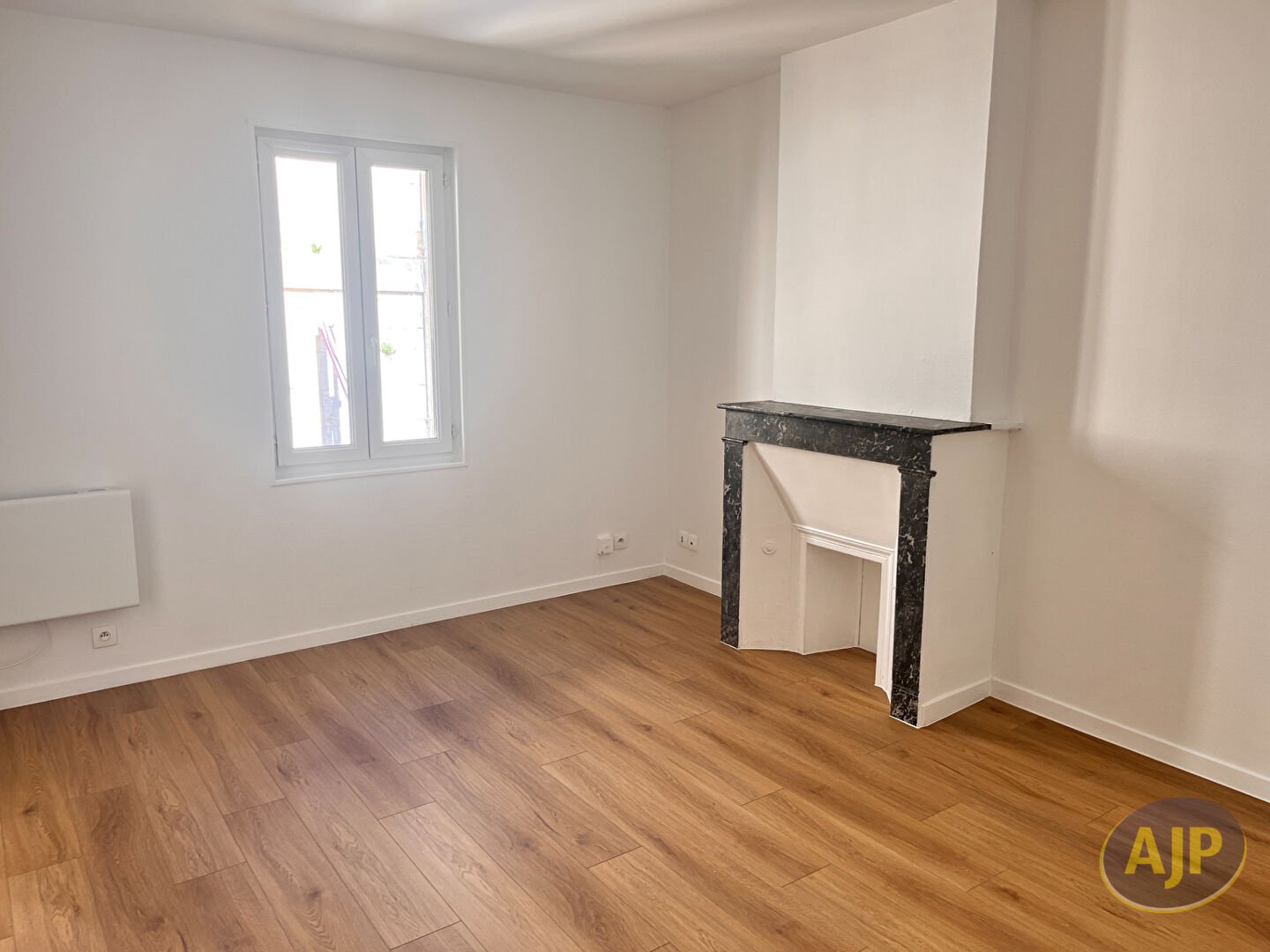 Appartement à louer, 41m², Saintes