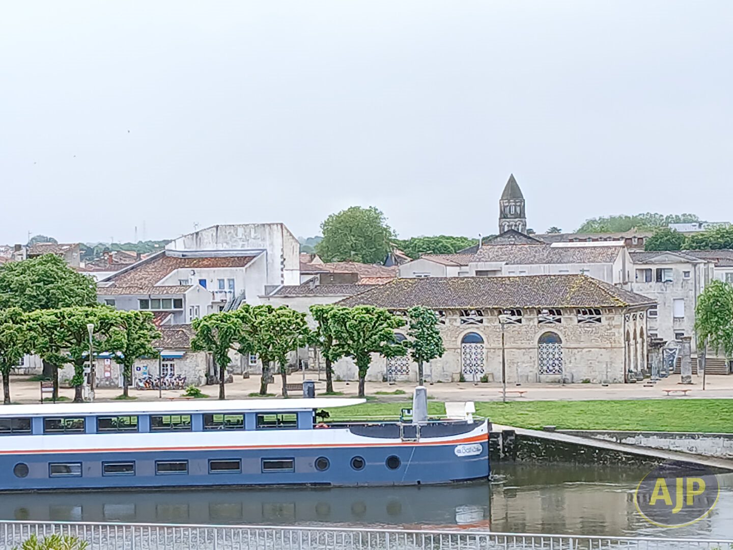 Appartement à vendre, 53m², Saintes