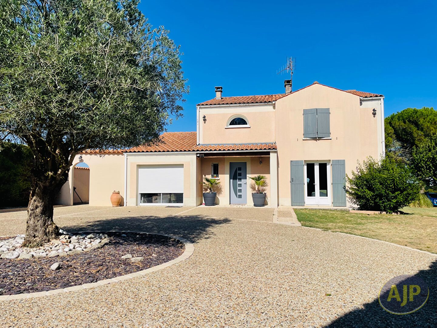 Maison à vendre, 217m², Saintes