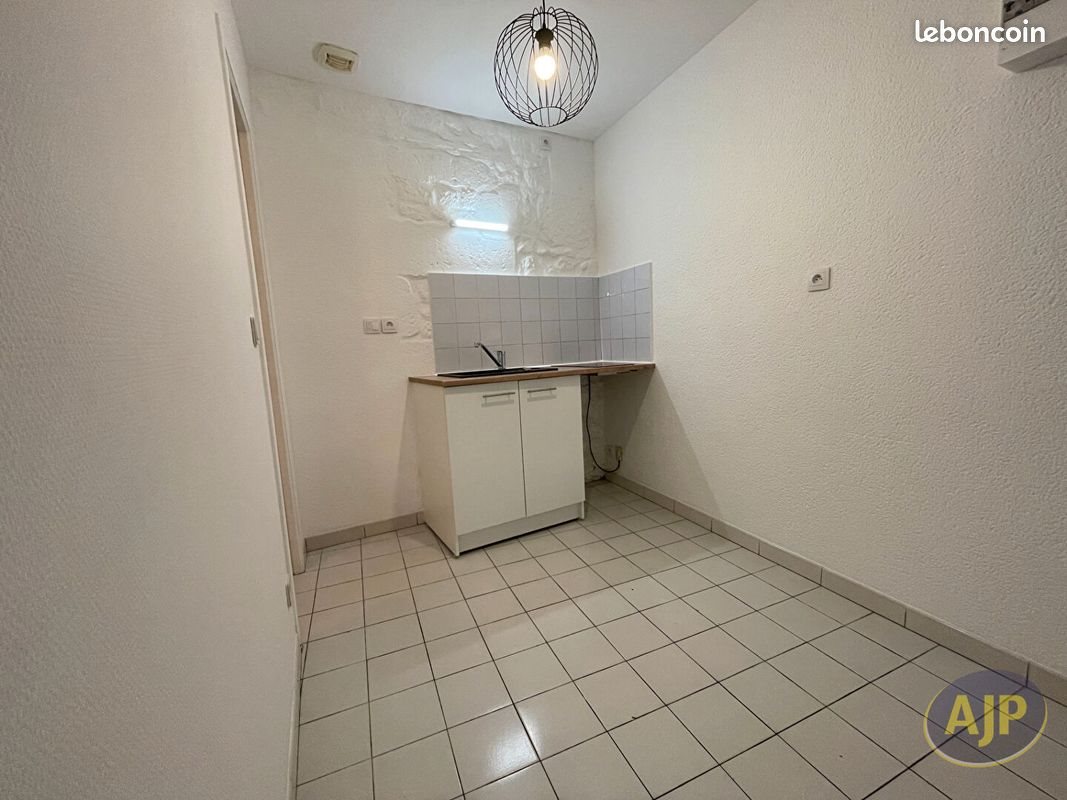 Appartement à vendre, 19m², Saintes