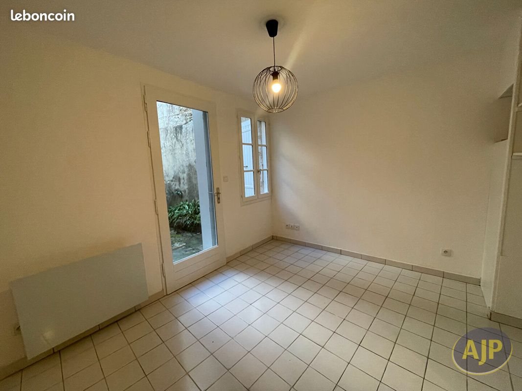 Appartement à vendre, 19m², Saintes