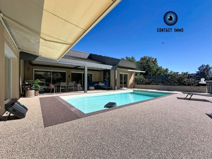 Maison à vendre, 220m², Ussac