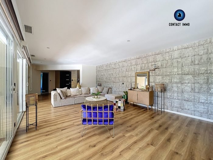 Maison à vendre, 220m², Ussac