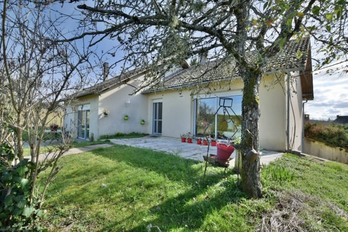Maison à vendre, 110m², Lubersac