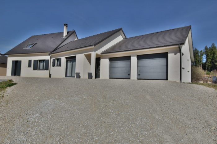 Maison à vendre, 146m², Saint-Priest-de-Gimel