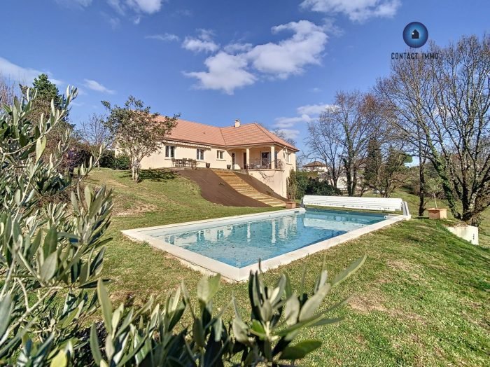 Maison à vendre, 175m², Ussac