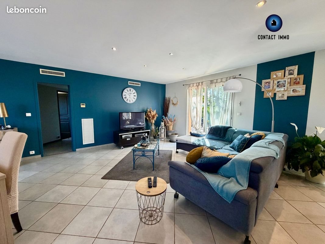 Maison à vendre, 143m², Sainte-Féréole