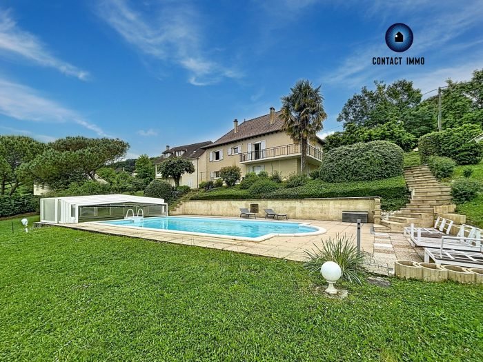 Maison à vendre, 138m², Larche
