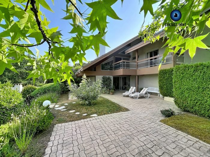 Maison à vendre, 267m², Malemort