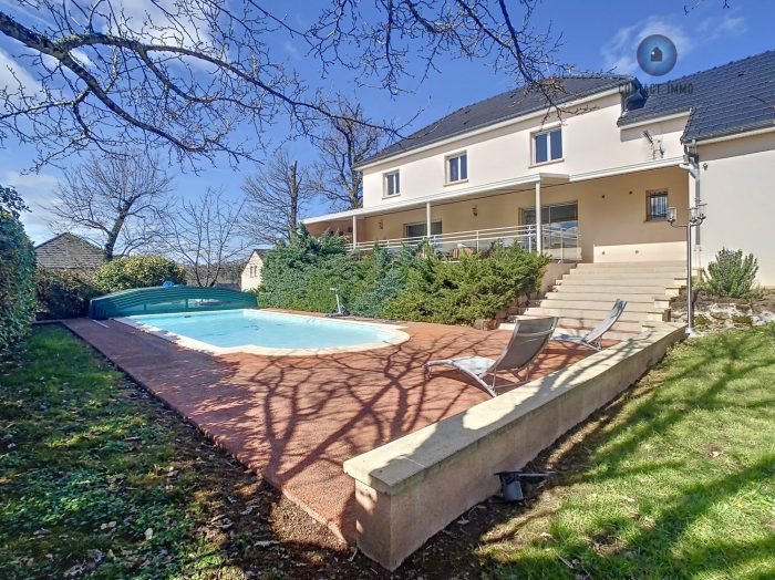 Maison à vendre, 170m², Saint-Pantaléon-de-Larche