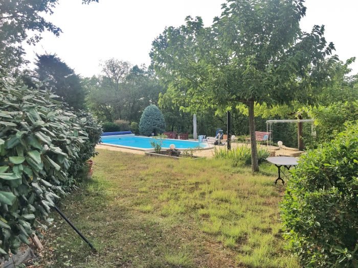 Maison à vendre, 101m², Nespouls