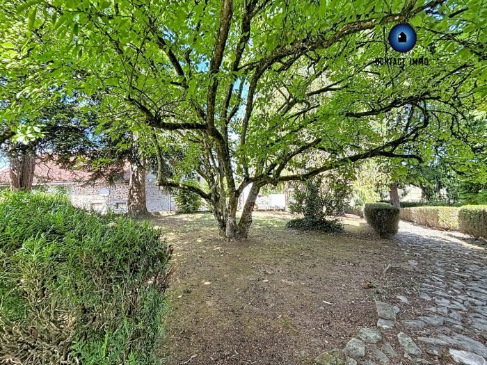 Maison à vendre, 132m², Perpezac-le-Noir