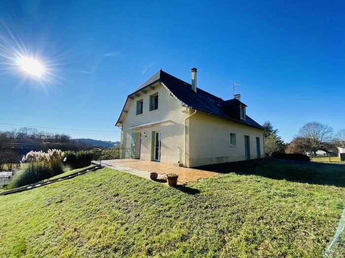 Maison à vendre, 238m², Uzerche