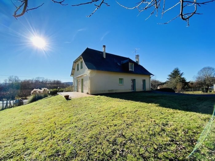 Maison à vendre, 238m², Uzerche