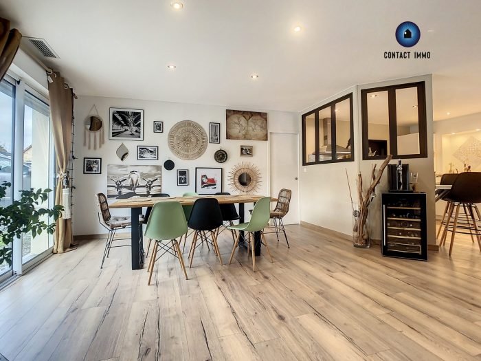 Maison à vendre, 140m², Brignac-la-Plaine