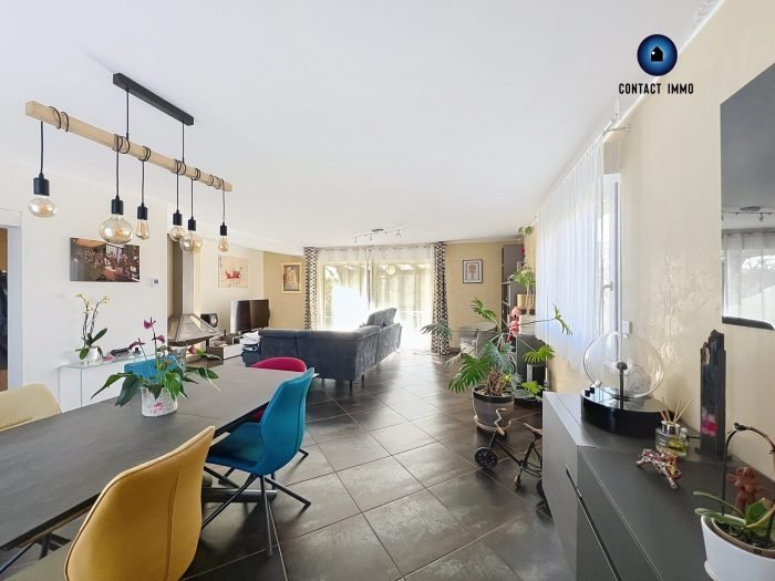 Maison à vendre, 200m², Chasteaux