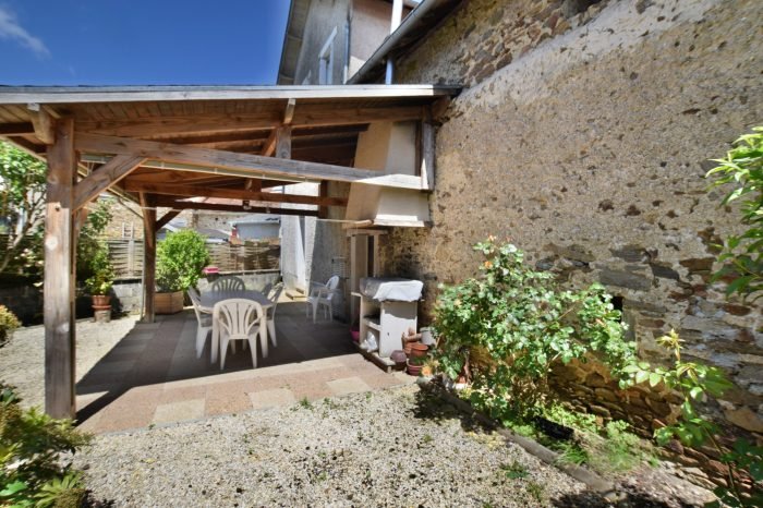 Maison à vendre, 140m², Lubersac