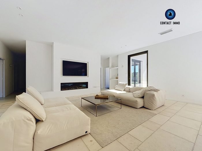 Maison à vendre, 219m², Saint-Mexant