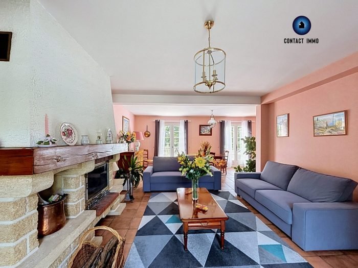 Maison à vendre, 165m², Perpezac-le-Noir