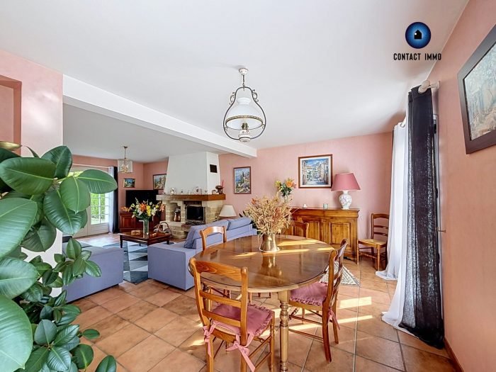 Maison à vendre, 165m², Perpezac-le-Noir