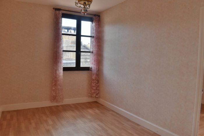 Maison à vendre, 90m², Brignac-la-Plaine