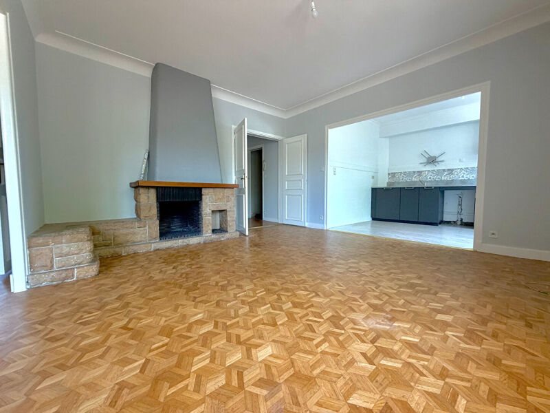 Appartement à louer, 111m², Brive-la-Gaillarde