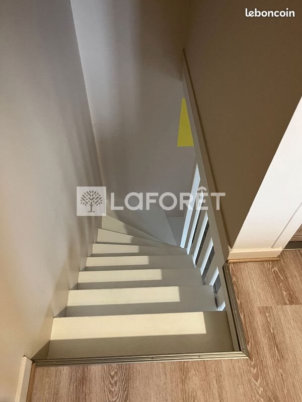 Appartement à louer, 22m², Brive-la-Gaillarde