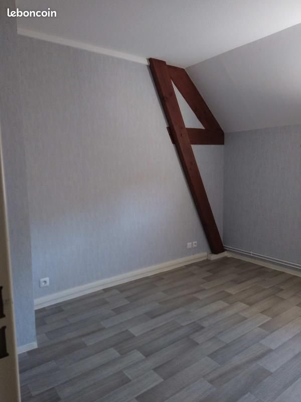 Appartement à louer, 66m², Laguenne