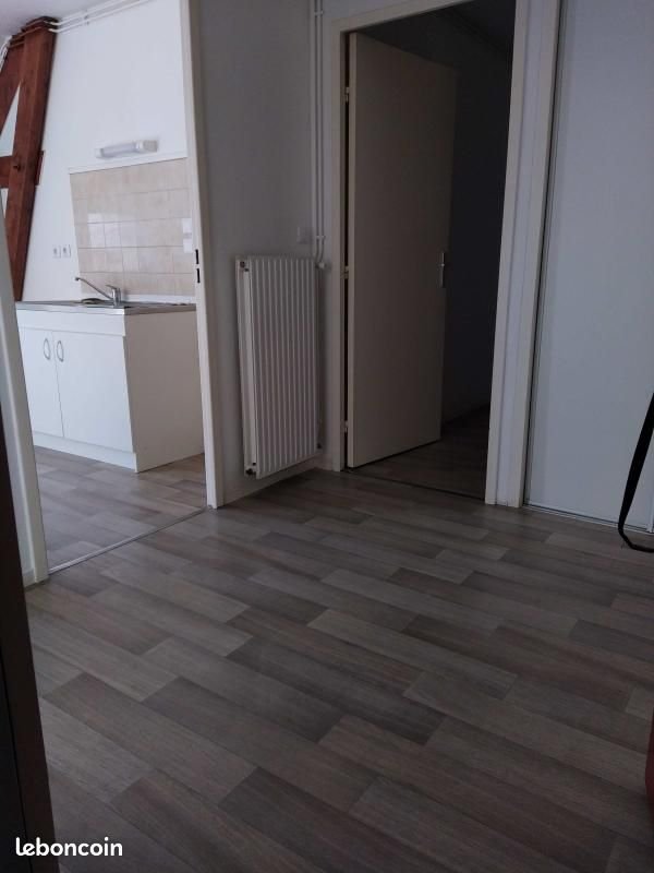 Appartement à louer, 66m², Laguenne