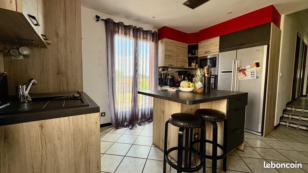 Maison à vendre, 108m², Maringues