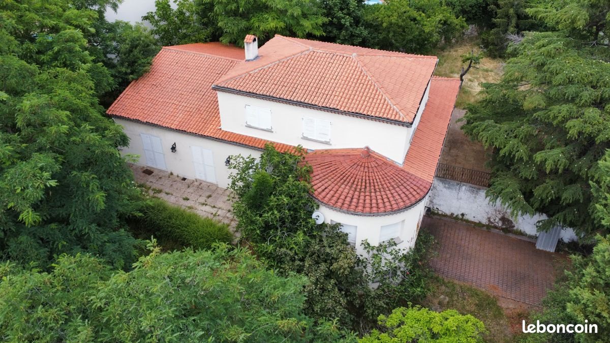 Maison à vendre, 200m², Clermont-Ferrand