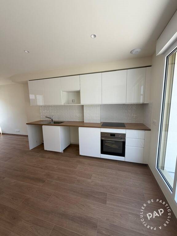 Appartement à louer, 111m², Suresnes