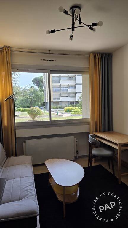 Appartement à louer, 27m², Marseille 8ème