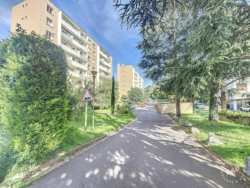 Appartement à louer, 52m², Saint-Étienne